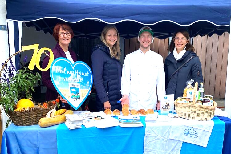 03.10.2024 Firmenjubiläum Bäckerei Freundl mit EBERSBERGER LAND